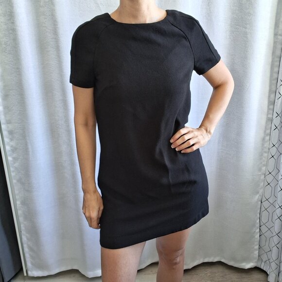 34. Forever 21 Black Short Sleeve Relaxed Fit Classic Black Mini Dress - Picture 3 of 4
